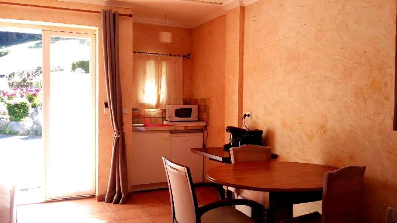 Chambres D Hotes La Cavaliere Accous ภายนอก รูปภาพ